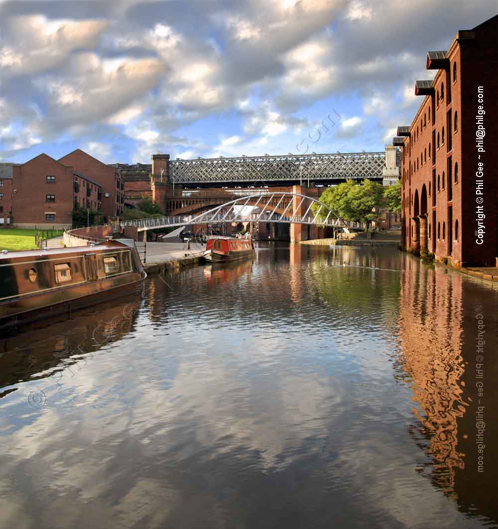 Castlefield Canal Basin © Phil Gee